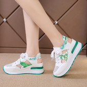 Női tornacipők új modellje, eko bőrből készült vágott részekkel