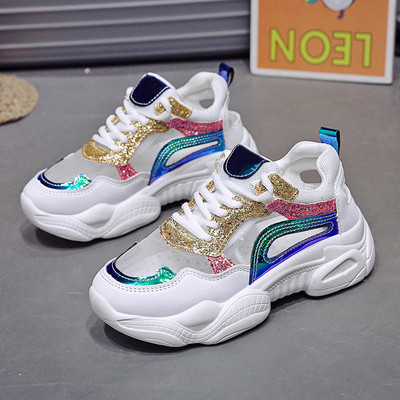 Νέο μοντέλο γυναικεία αθλητικά παπούτσια με γυαλιστερά στοιχεία και τραχιά σόλα