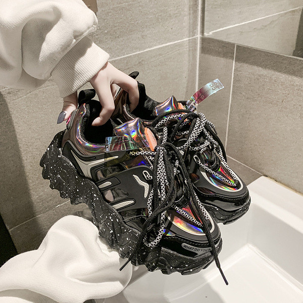 Έκο δερμάτινα παπούτσια με ψηλή σόλα και κορδόνια