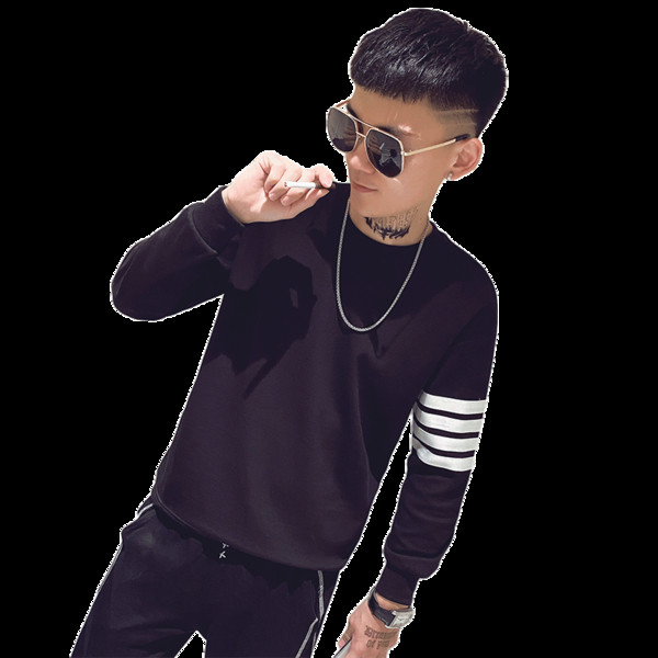 Ανδρική μπλούζα με οβάλ λαιμόκοψη - κλασικό μοντέλο