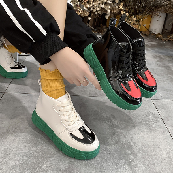 Νέο μοντέλο γυναικεία αθλητικά παπούτσια με τραχιά σόλα