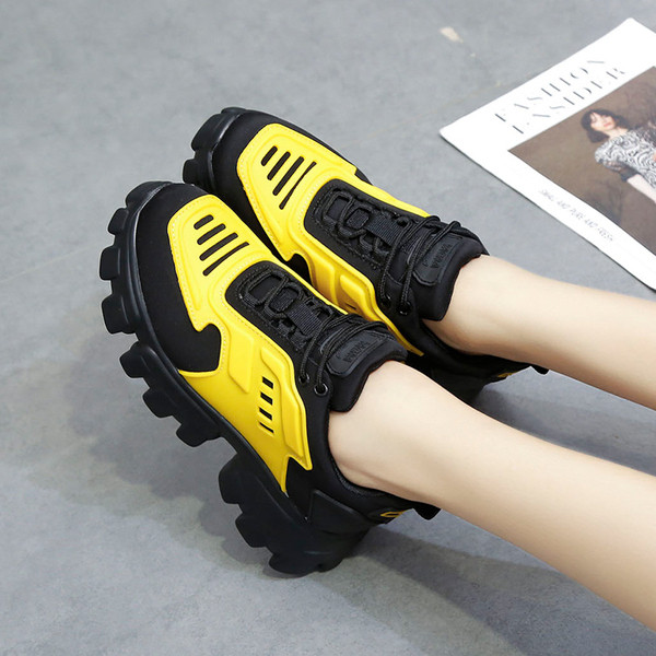 Νέο μοντέλο γυναικεία αθλητικά παπούτσια με τραχιά σόλα - τρία χρώματα