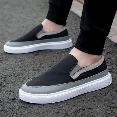 Ανδρικά μοκασίνια με επίπεδη σόλα σε τρία χρώματα