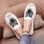 Ανδρικά καθημερινά μοκασίνια με κεντήματα και επίπεδη σόλα