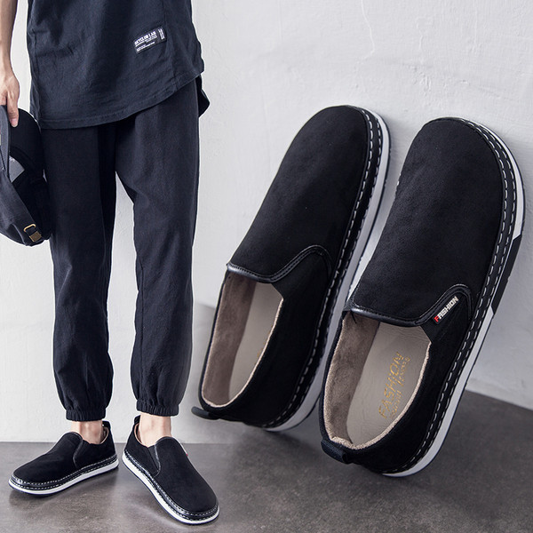 Eco velúrból készült lezser férfi mokaszinok, lapos talppal