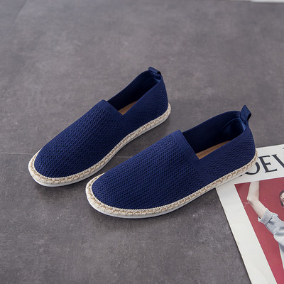 Légáteresztő férfi mokaszin lapos talppal