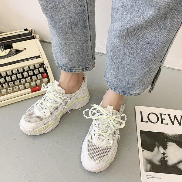 Φθινοπωρινά γυναικεία αθλητικά παπούτσια με πλέγμα