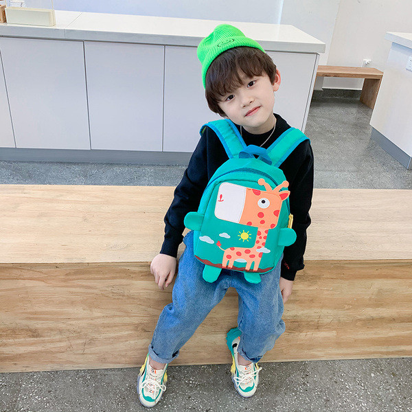 Παιδικό καθημερινό σακίδιο με καμηλοπάρδαλη κατάλληλο για αγόρια και κορίτσια