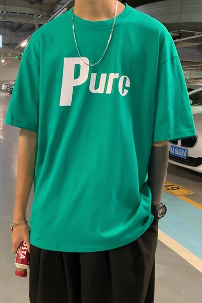 Laia mudeliga T-särk meestele