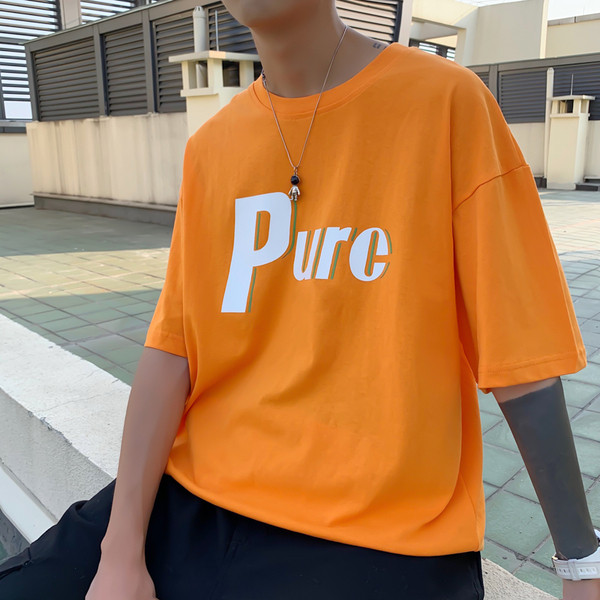 Laia mudeliga T-särk meestele