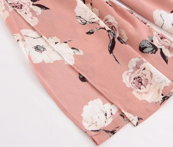 Γυναικείο παντελόνι με ψηλή μέση και λουλουδάτο μοτίβο