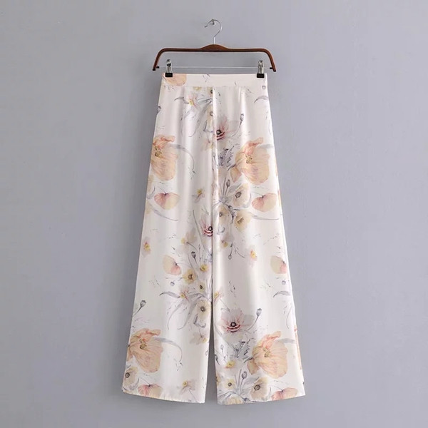 Γυναικείο παντελόνι με λουλουδάτο μοτίβο - φαρδύ μοντέλο