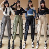 Női sportnadrág zsebekkel - széles modell