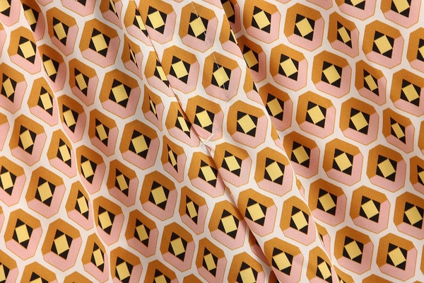 Γυναικείο παντελόνι με ελαστική μέση - ίσιο μοντέλο