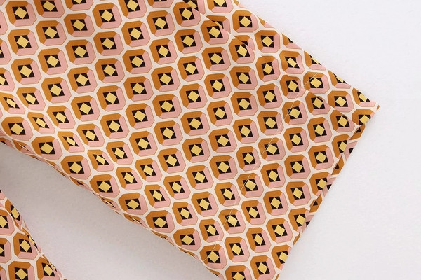 Γυναικείο παντελόνι με ελαστική μέση - ίσιο μοντέλο