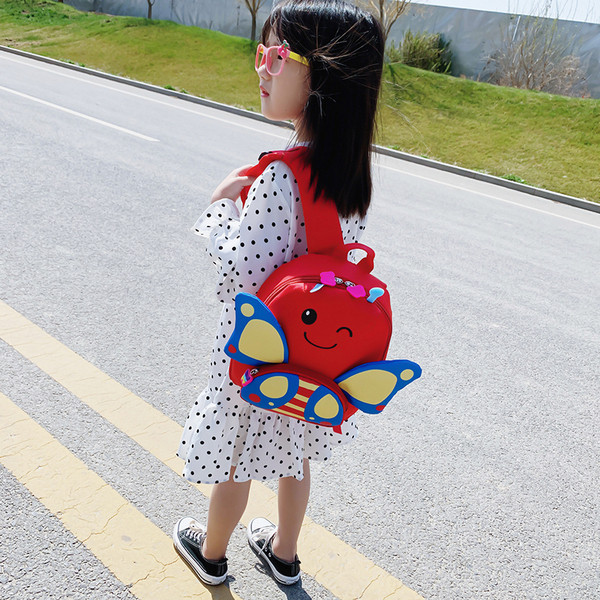 Színes gyerek hátizsák lányoknak 3D elemekkel