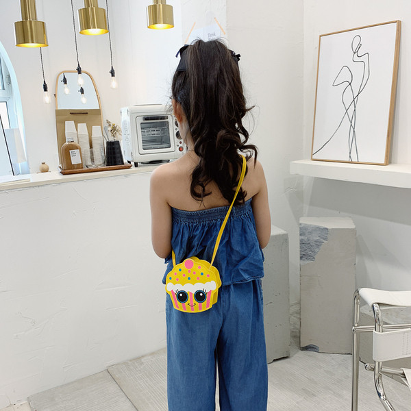 Eko bőrből készült színes, hosszú füllel ellátott gyerektáska lányoknak