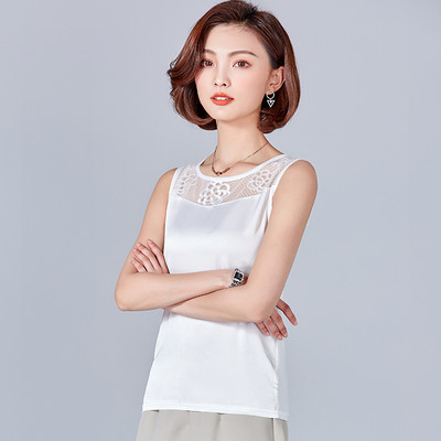 Νέο μοντέλο γυναικείο μπλουζάκι με οβάλ λαιμόκοψη και δαντέλα