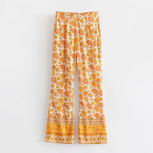 Női nadrág virágokkal és magas derékkal - egyenes modell