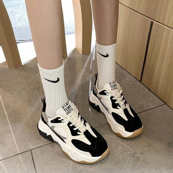 Női őszi tornacipő eco velúr elemmel