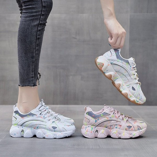 Νέο μοντέλο γυναικεία αθλητικά παπούτσια με πολύχρωμα στοιχεία