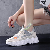 Casual γυναικεία αθλητικά παπούτσια από ύφασμα και οικολογικό δέρμα με τραχιά σόλα