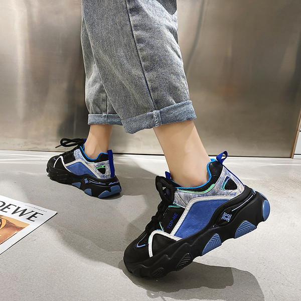 Casual γυναικεία αθλητικά παπούτσια - με τραχιά σόλα