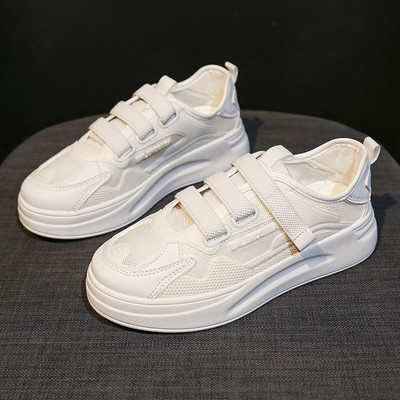 Νέο μοντέλο γυναικεία αθλητικά παπούτσια - με επίπεδη σόλα