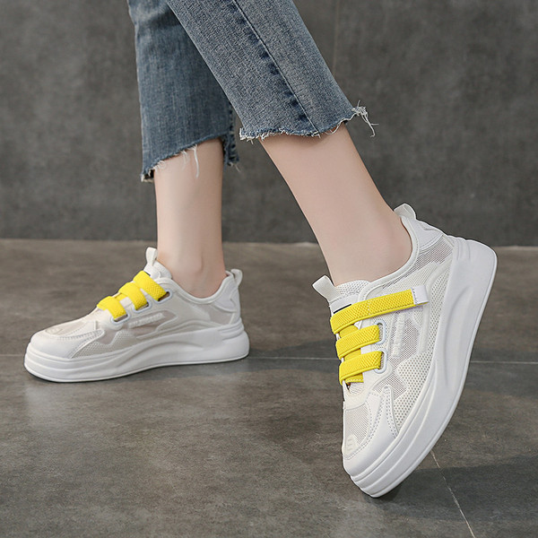 Νέο μοντέλο γυναικεία αθλητικά παπούτσια - με επίπεδη σόλα