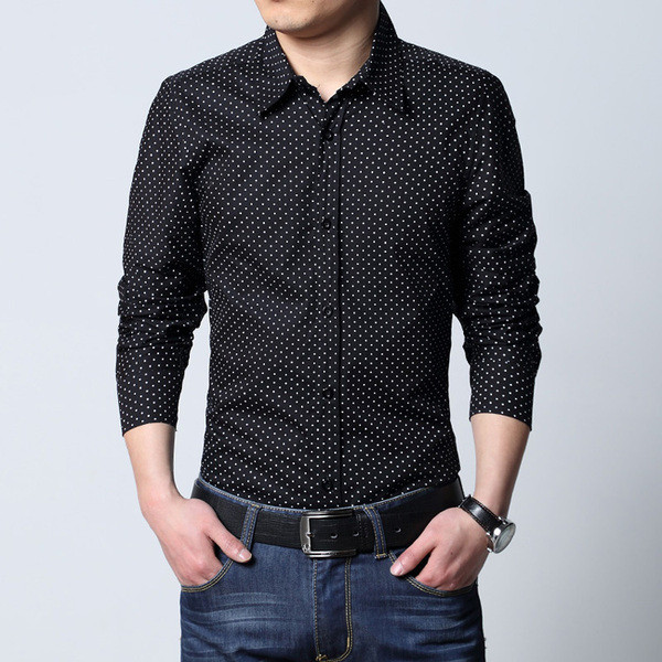Μοντέρνο ανδρικό πουκάμισο με κλασικό γιακά και μακριά μανίκια