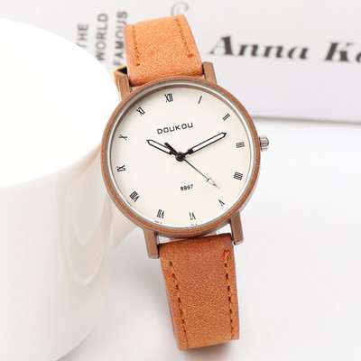 Öko-seemisnahast ümara kujuga naiste käekell