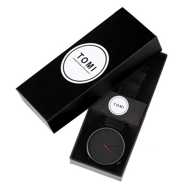 Μοντέρνο γυναικείο ρολόι σε στρογγυλό σχήμα και δερμάτινο λουράκι