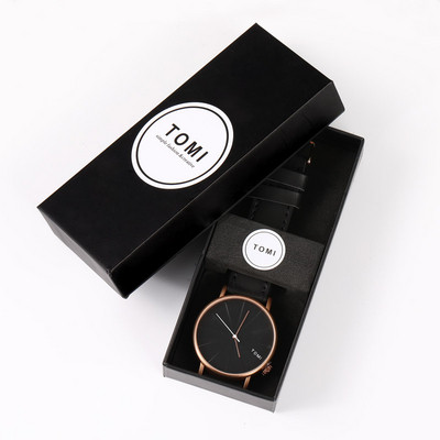 Μοντέρνο γυναικείο ρολόι σε στρογγυλό σχήμα και δερμάτινο λουράκι