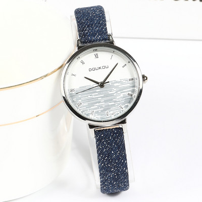 Γυναικείο ρολόι με λεπτό υφασμάτινο λουράκι