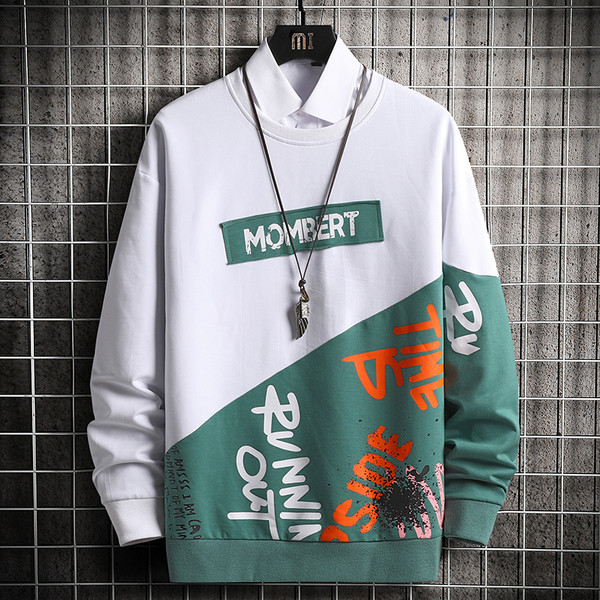 Széles férfi blúz ovális nyakkivágással és feliratokkal