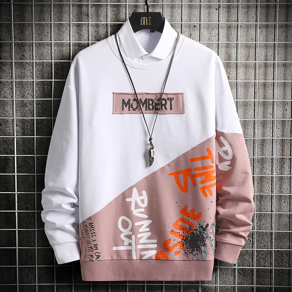 Széles férfi blúz ovális nyakkivágással és feliratokkal