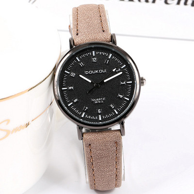 Γυναικείο στρογγυλό ρολόι με λουράκι eco suede