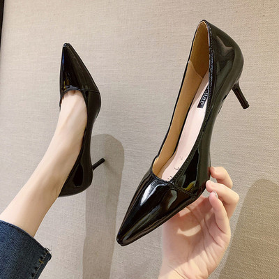 Έκο δερμάτινα παπούτσια μυτερό  μοντέλο με ψηλό τακούνι