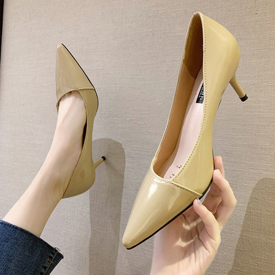 Έκο δερμάτινα παπούτσια μυτερό  μοντέλο με ψηλό τακούνι