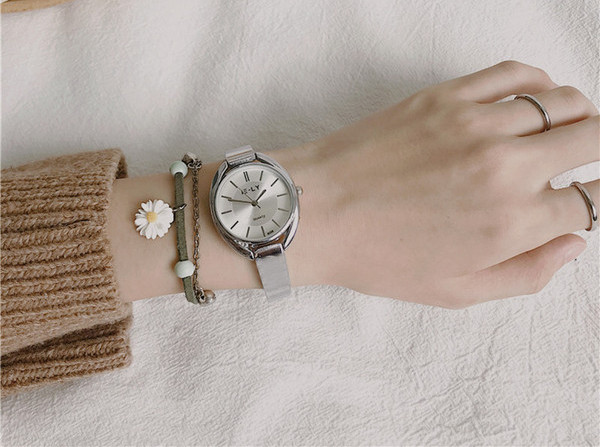 Új modell női karóra eco bőr lánccal