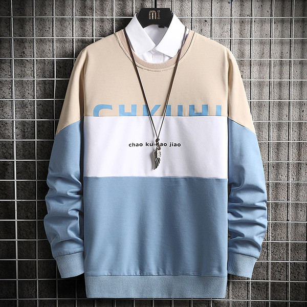 Modern blúz hímzéssel és ovális nyakkivágással