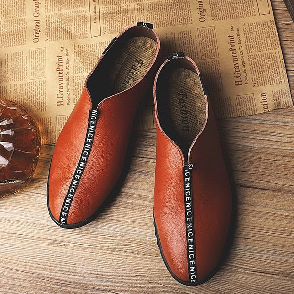 Ανδρικά έκο δερμάτινα μοκασίνια με επιγραφή και επίπεδη σόλα