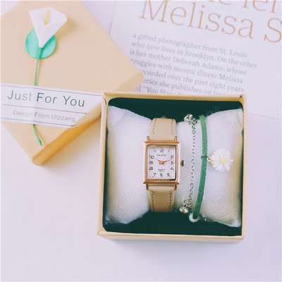 Καθημερινό γυναικείο ρολόι με δερμάτινο λουράκι