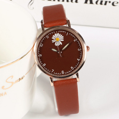 Γυναικείο ρολόι με δερμάτινο λουράκι και μαργαρίτα