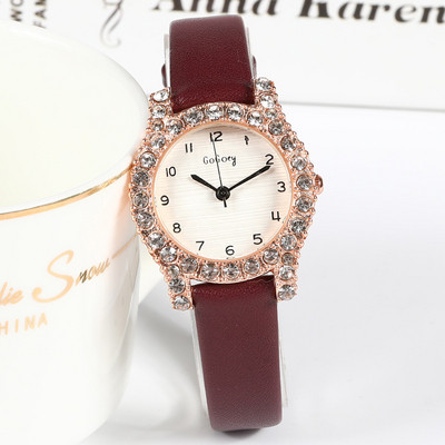 Γυναικείο κομψό ρολόι με διακοσμιτικές πέτρες και δερμάτινο λουράκι