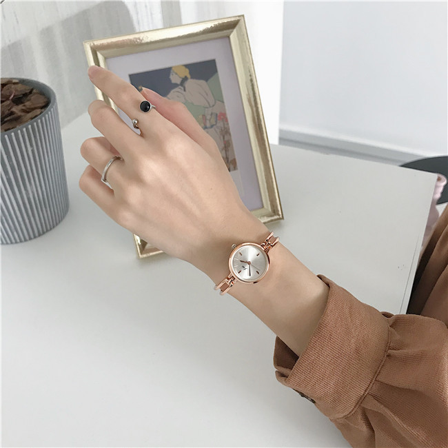 Új modell női karóra fém lánccal