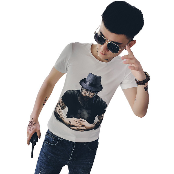 Suvine aplikatsiooni ja lühikeste varrukatega T-särk