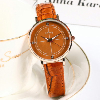 Γυναικείο μοντέρνο ρολόι με μαρμάρινο λουράκι