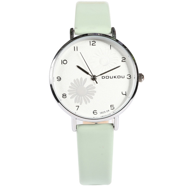 Női karóra bőrszíjjal - kerek forma