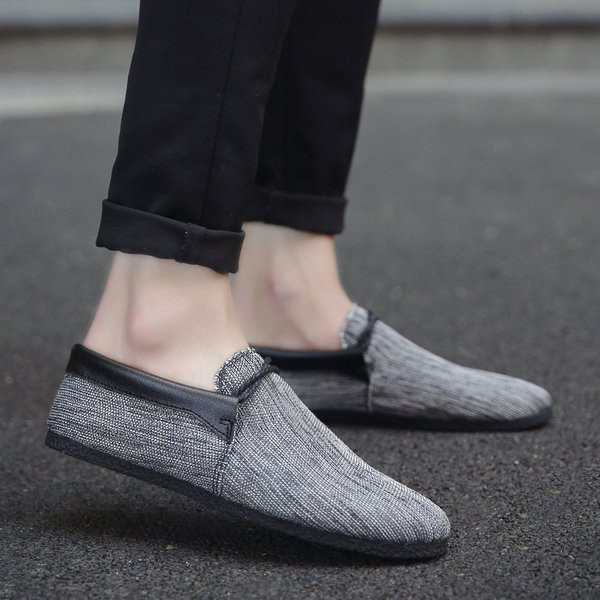 Lameda tallaga tekstiilist meeste mokassiinid